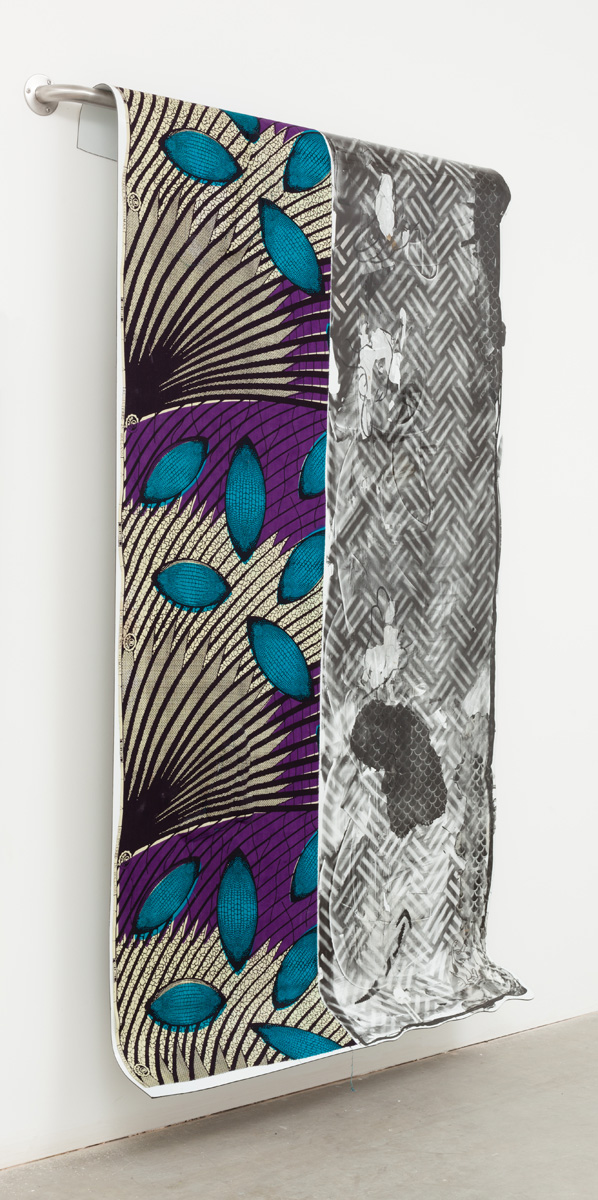 Lucas Knipscher
Untitled, 2013
Fabric and photographic emulsion on dibond
213.4 x 109.2 cm
84 x 43 ins. Lucas Knipscher